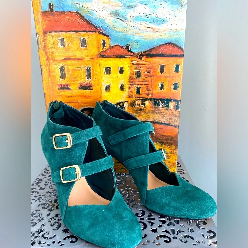 Bella Vita kid suede shoes - Picture 2 of 10